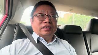 养老院门口突然奔溃的老妈妈！