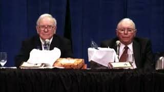 Warren Buffett: ‘That’s one of the best questions I’ve ever heard!’