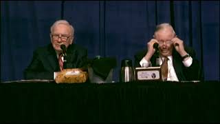Buffett & Munger: Shorting Currencies 
